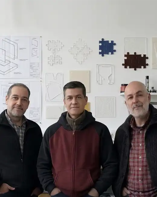 Más de 20 años trabajando el acrílico a medida.
